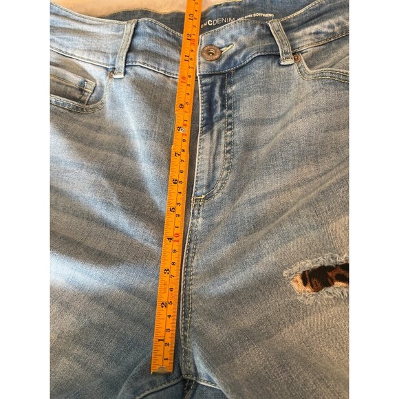 INC Denim Mid Rise Boyfriend Jeans‎ size 12/31 Distressed Leopard Patch - Picture 5 of 12